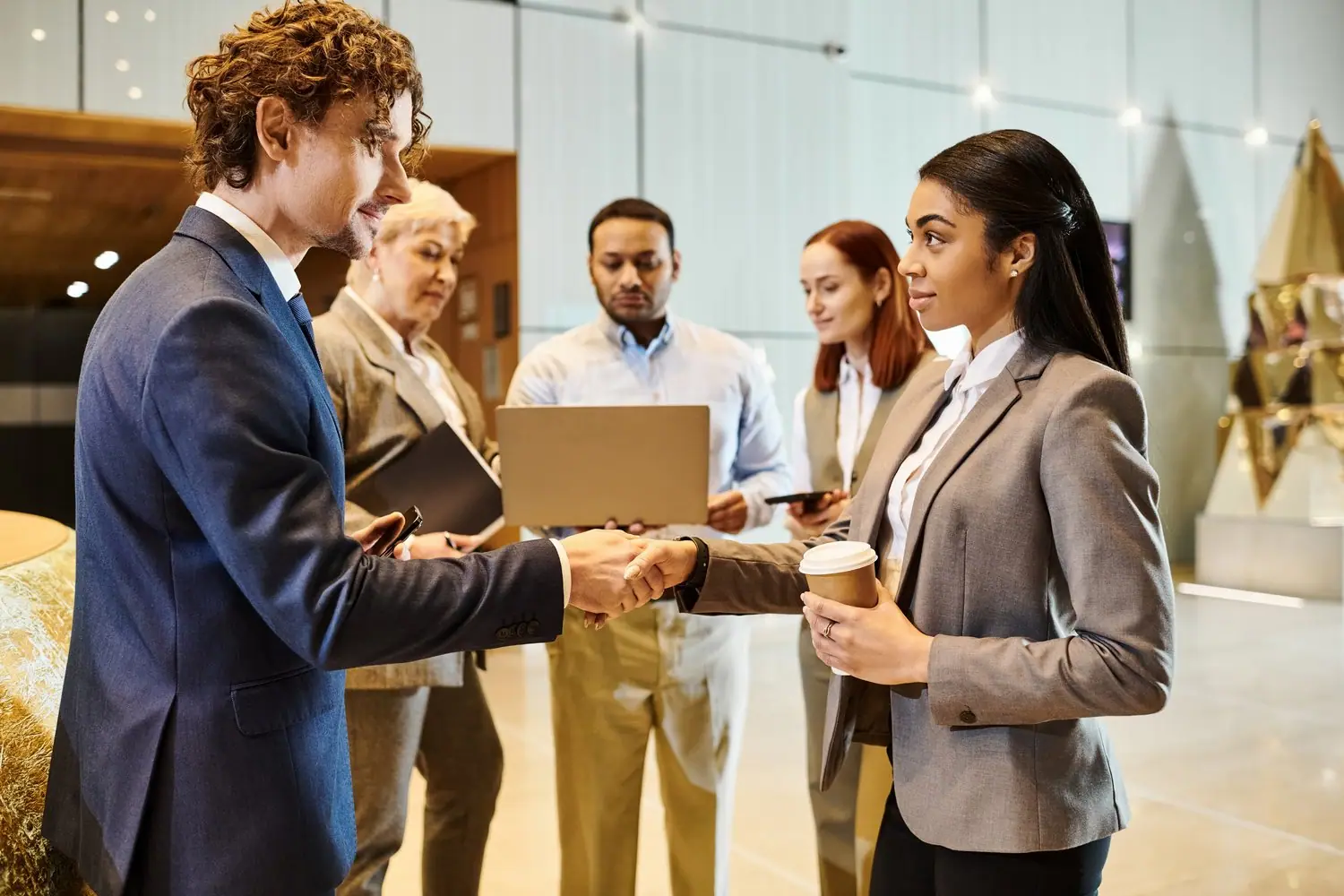 Networking zawodowy: Budowanie sieci kontaktów biznesowych