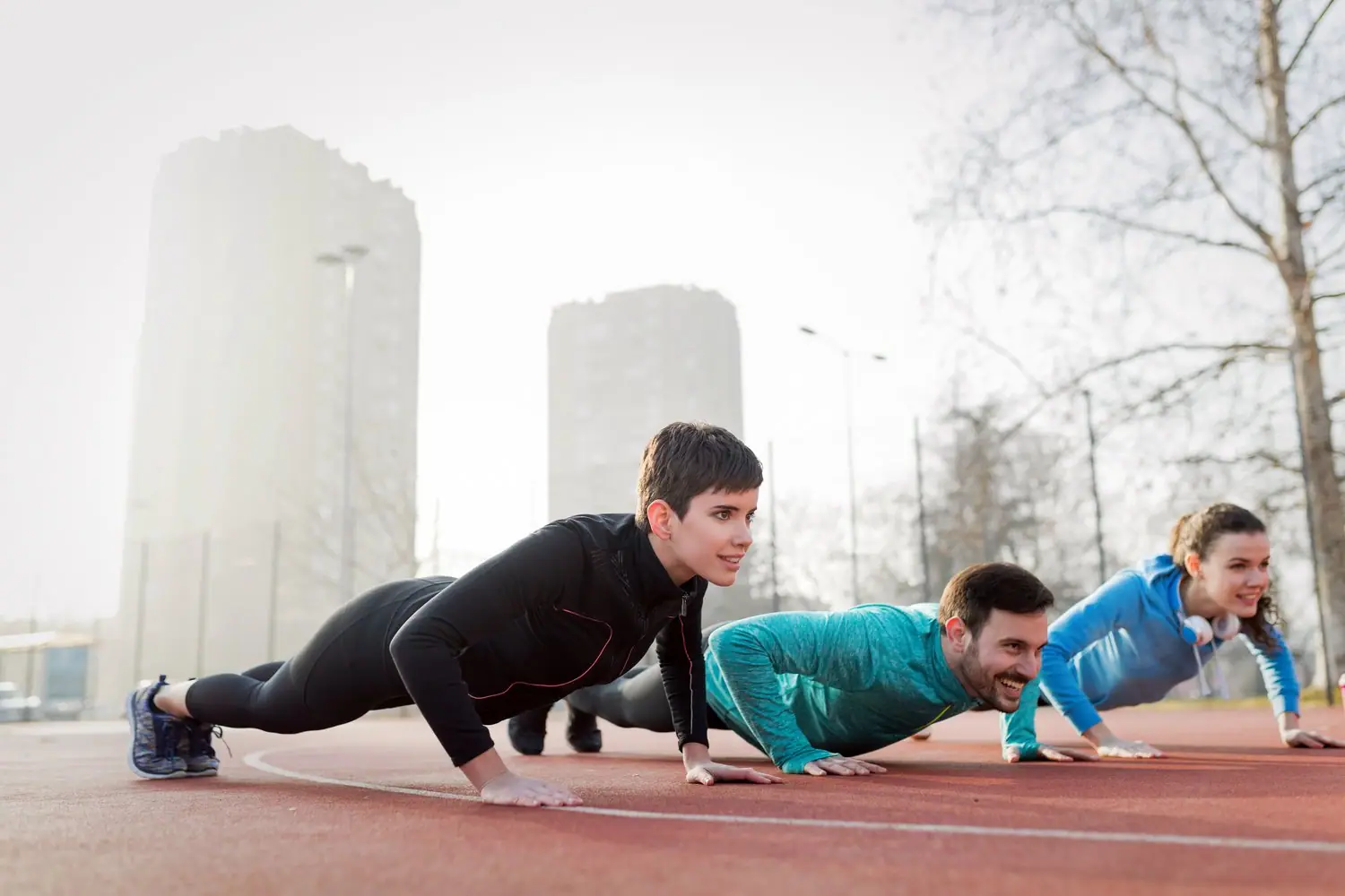 Trening z masą własnego ciała: Program dla początkujących