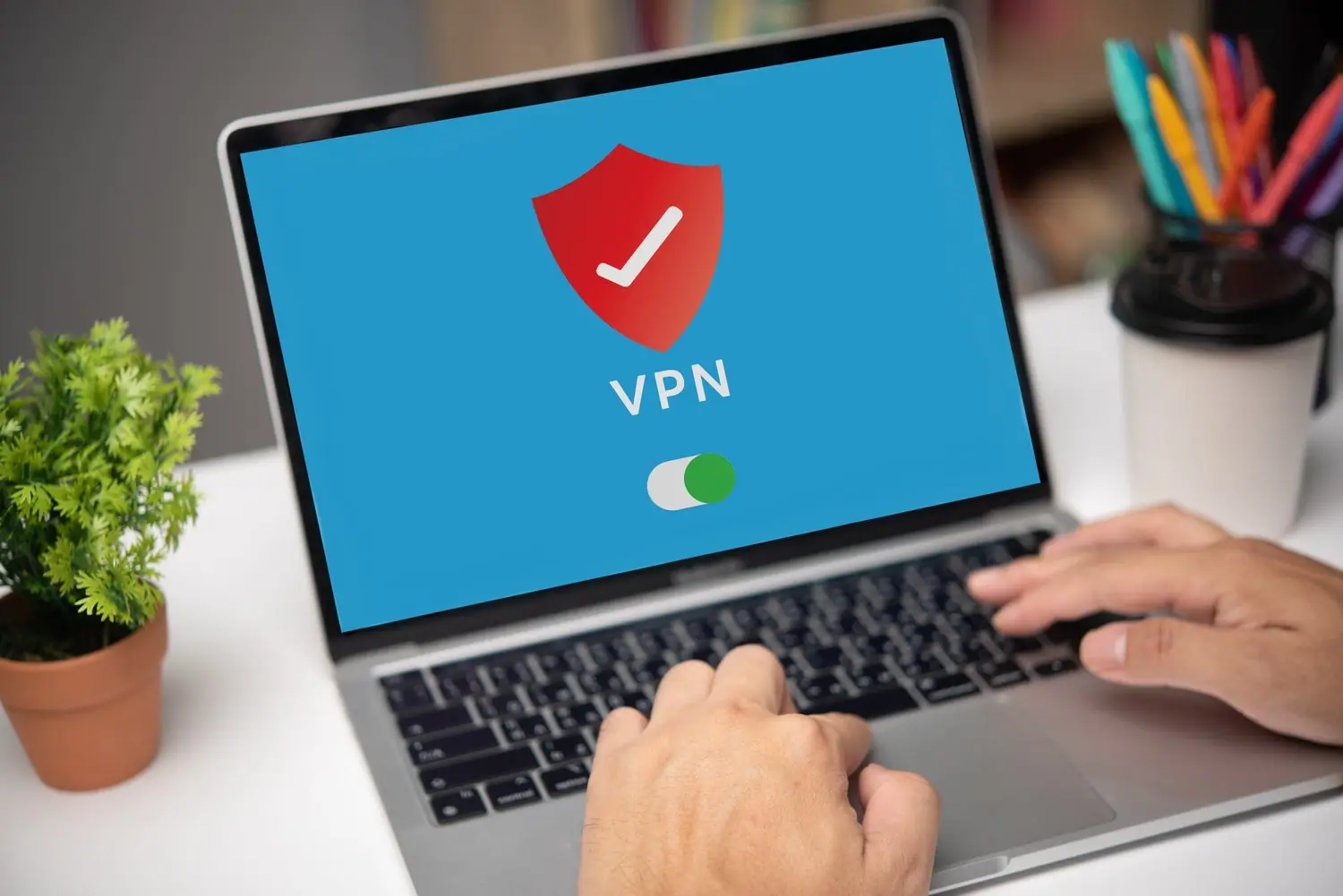 Jak skonfigurować VPN na domowym routerze? Bezpieczeństwo sieci w praktyce