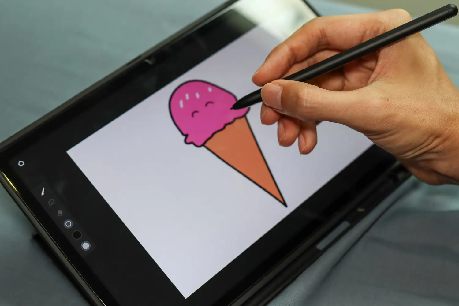Jak wybrać tablet do rysowania cyfrowego dla początkujących?